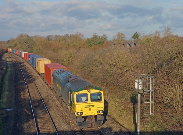 freightliner-railway-train