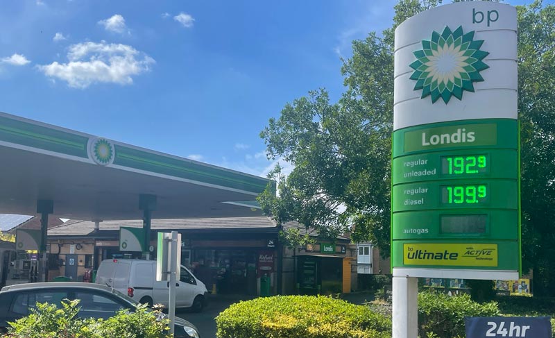 petrol-prices-uk-garage